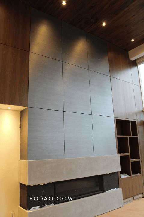 Metallic Finishes for Luxurious and Glamorous Interiors 2 Metallic finish for the fireplace