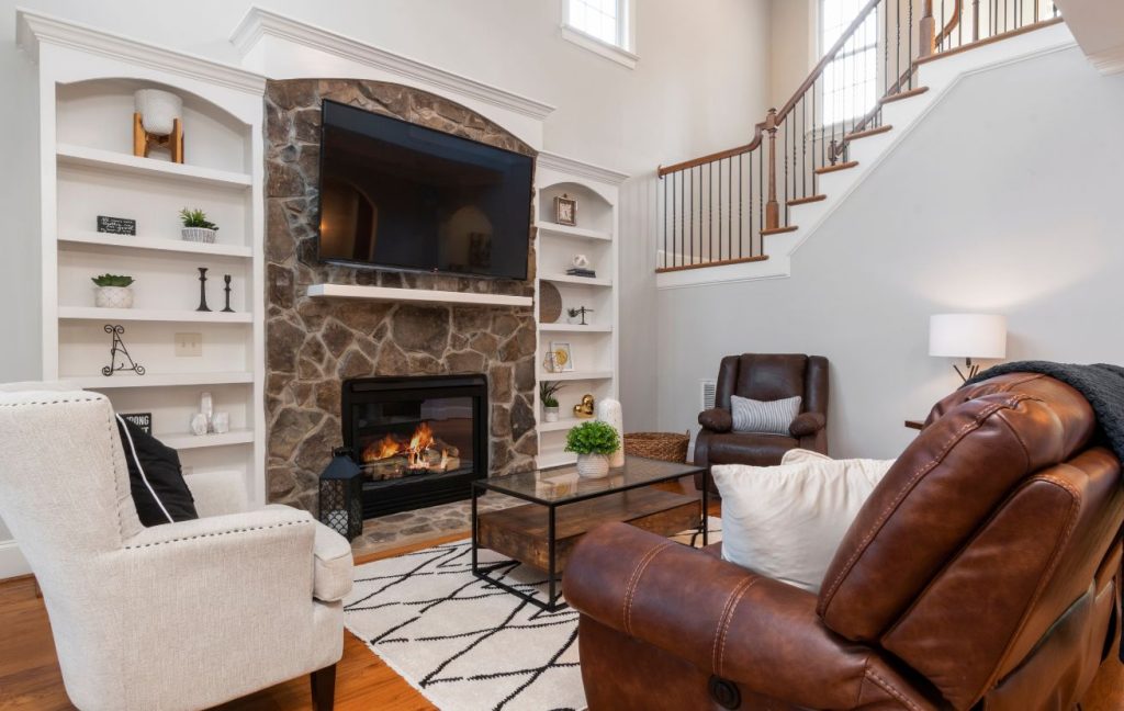 Fireplace Design Ideas: Materials, Colors, Design Styles 5 Mix and match textures - a fuzzy rug, different décor pieces.