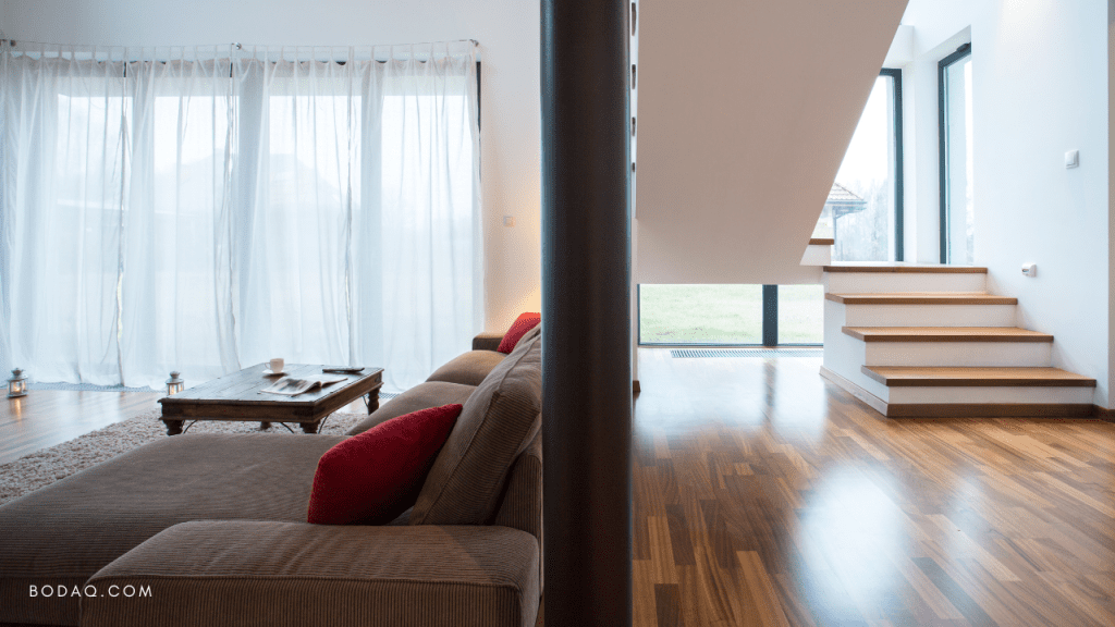 What to Do with Columns in Your House 7 What to do with the columns in your house? Arrange furniture to minimize visual effect