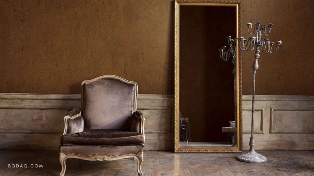 Golden Surfaces: Interior Design Trend 2024 with Bodaq 1 Moody gold wall covering